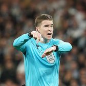 Se poate mult mai rău!  Ce a pățit un   rival al lui Istvan Kovacs pentru finala Ligii,  contestat dur după gafă cu VAR