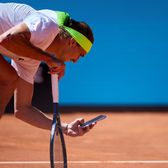 Scandal la Madrid    VIDEO.  Zverev, sancționat după ce   a fotografiat cu telefonul  urma lăsată de minge: „Interesantă decizie”