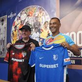 Întâlnire de legendă la Ovidiu  Cafu a vizitat academia lui   Gheorghe Hagi : „E încântat de investiția făcută”