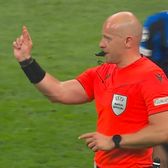 Grădinescu, derapaj vulgar  Reacția   grosolană  a comentatorului după un penalty refuzat Barcelonei: „Atâta să ți se facă, Marciniak!”