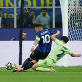 Reacție dură după Inter - Barcelona   Fost mare antrenor, despre penalty-ul acordat italienilor: „Arbitrul   nu a luat decizia corectă!” 