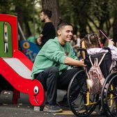 173.000 de euro pentru copii  David Popovici a mobilizat peste   8.000 de donatori  pentru micuți fără familie