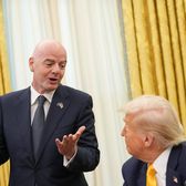 Ce face pentru Trump!  Decizie surprinzătoare a lui Infantino pentru a fi alături de președintele american:   „E lipsă de respect”