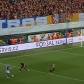 „Interdicții pe viață”  Suporterii au făcut   salutul nazist  în timpul finalei Cupei » Clubul și poliția au reacționat