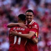 „Nu așa ne comportăm noi!”  Salah   sare în apărarea  lui Arnold, care a fost huiduit de fani la ultimul meci de pe Anfield: „A dat totul timp de 20 de ani”