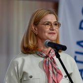 „Felicitări, Nicușor Dan”    Elisabeta Lipă , mesaj pentru președintele ales după victoria în turul doi: „1+0=1”