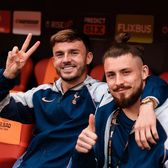 Drăgușin, prezent la finală  Fundașul lui Tottenham este alături de echipa sa, care speră la   câștigarea Europa League