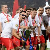 FCSB și-a luat țeapă  Deși a respectat regula „5 români + 6 străini”, campioana   se va alege doar cu jumătate  din cât credea că va primi de la FRF. Care e explicația