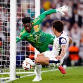 Drăgușin câștigă Europa League!  Tottenham a învins Man. United cu 1-0 » E   primul trofeu european  pentru Spurs din 1984