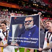 Tottenham, regina memelor    FOTO.  Internetul a „explodat” după   finala Europa League  » Cele mai bune glume: „Trezește-te, iubito!”