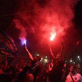 Nebunie pe străzile din Napoli   Cum au sărbătorit suporterii   al patrulea titlu  din istoria clubului