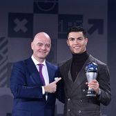 Presiuni pentru Ronaldo  Președintele FIFA îl vrea pe Cristiano la Mondialul Cluburilor »   Ce face Infantino