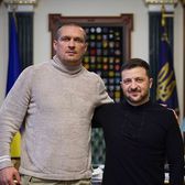 „Îi dau casa mea”  Oleksandr Usyk îl cheamă pe   Donald Trump în Ucraina:  „Vino să vezi bombe și rachete în fiecare noapte”