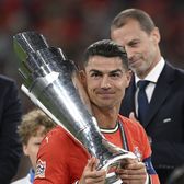 Ronaldo nu e în top 10   Liga Națiunilor e al 34-lea trofeu al carierei pentru Cristiano, care însă e   departe de a fi în elită   la acest capitol 