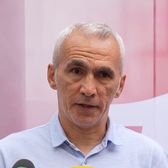 „Le-ar mai trebui doi jucători”  Bogdan Planic e aproape de Rapid, însă Iencsi crede că altele sunt   problemele giuleștenilor