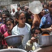 „Mi-e atât de frică”  Pledoaria tulburătoare a lui Guardiola pentru oprirea tragediei din Gaza:   „Următorii copii vor fi ai noștri”