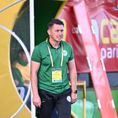 Haos la Chindia!  În teaser apare un antrenor, la conferință e prezentat   Ilie Poenaru  ca „principal”, echipa are alt A1 până în 2026