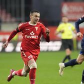 Costache rămâne la Arad  Jucătorul era dorit de   Dinamo și CFR.  Cine l-a convins