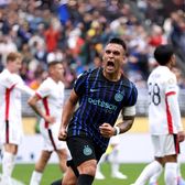 Chivu, prima victorie    VIDEO.   După un start ratat,   Inter întoarce rezultatul  și o învinge pe Urawa în prelungiri la Mondialul Cluburilor