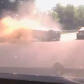 Accident înfiorător    VIDEO.  Un pilot a ajuns la spital după ce   s-a răsturnat cu mașina  pe circuitul de care se teme chiar și Max Verstappen: „E prea periculos”