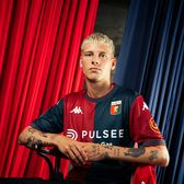 Genoa, postare virală  Echipa lui Dan Șucu și-a prezentat noua achiziție în stilul   The Simpsons