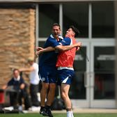 „E un nou Inter”   Jucătorii vicecampioanei Italiei, impresionați de calitățile lui   Cristi Chivu : „Lucrează mult la psihicul nostru”