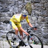 „Nu știm cum să îl oprim”  Adversarii lui Tadej Pogacar,   frustrați  de evoluțiile ciclistului sloven