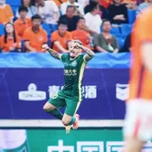 Debut istoric în China  Alex Mitriță este primul jucător care a bifat o   performanță fabuloasă  » A fost desemnat și jucătorul etapei