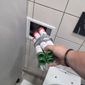 Torțe ascunse în Ghencea    VIDEO.   Unde a putut să găsească Jandarmeria   materiale pirotehnice   în Ghencea, înainte de Supercupă