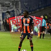 Dinamo țintește sus  Oficialii din „Ștefan cel Mare” au pus ochii pe un fundaș cu aproape 300 de apariții în   Ligue 1