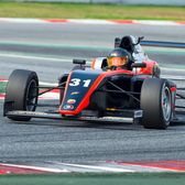 Arestat pentru crimă  Un fost pilot de Formula 3, reținut pentru că   și-ar fi ucis tatăl