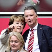 A scăpat de suferință  Van Gaal, veste bună: „Cancerul nu mă mai deranjează”.   De ce făcea radioterapie noaptea  » Marele anunț