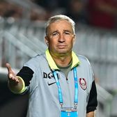 „Am vorbit degeaba”     Dan Petrescu,  iritat de jocul echipei în repriza a doua cu Rapid și îngrijorat de meciul următor: „Preferam să joc pe zgură, pe ciment”