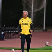 Mourinho e supărat!    Jucătorul lui Chivu,  motiv de ceartă între antrenorul portughez și conducerea lui Fenerbahce