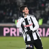 Dinamo mai încearcă o lovitură  „Câinii” vor să-l transfere pe   atacantul  pentru care s-au luptat granzii din Liga 1