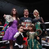 „Banii sunt numai ai mei!”  Copiii campionului din box nu se vor apropia de   averea  sa: „Vă ofer instrumentele pe care eu nu le-am avut”