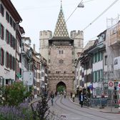 Orașul celor 3 țări  Duminică, de la 19:00,   Anglia - Spania, finala EURO 2025  » Ceasuri, ciocolată și „fantoma” Roger Federer