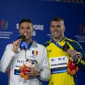 Ce i-a spus Chalmers lui David Popovici  Înainte să urce pe podium, australianul i-a făcut o mărturisire românului:   „Abia aștept să aud imnul României”