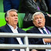 Cine ia un brand românesc    Cel mai bogat maghiar cumpără Napolact.  Prieten cu Orban, Putin și Vizer, șef la FIFA&UEFA. Ce avere are
