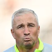 Petrescu, furios pe arbitri  Antrenorul lui CFR a răbufnit după înfrângere: „N-ai cum să nu vezi! A fost   pro-Braga”  + Tirada lui Balaj