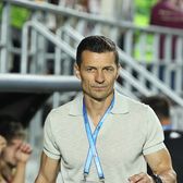 „A FOST PENALTY CLAR!”    Costel Gâlcă  schimbă echipa cu FCSB: „Intră jucători care pot să dea mai mult” + Nemulțumiri mari: „Am jucat cu frică”