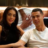 Inel de peste două milioane de $!  O poveste de vis:   cererea în căsătorie  care a făcut înconjurul lumii