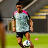 Camora, replică pentru critici  Căpitanul lui CFR a reacționat la controversa creată înainte de meciul cu Braga: „Am adus   cei mai mulți bani  clubului”