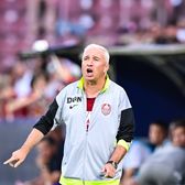 „Nu aveau nevoie de ajutor!”   Dan Petrescu   critică arbitrajul  după o nouă înfrângere cu Braga + Meciul cu Oțelul nu se amână: „Îi supăram pe toți”