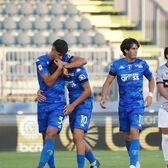 Debut memorabil pentru Rareș Ilie     VIDEO.  Fotbalistul român a ratat un penalty în Cupa Italiei, dar s-a revanșat cu un   gol de generic