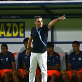 Mihai Teja rămâne încrezător   Tehnicianul e convins că   Metaloglobus  va începe să adune puncte: „Am dominat Rapidul”