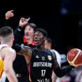 Nu se simte apreciat   Căpitanul Germaniei la baschet, nemulțumit de   atitudinea fanilor:  „Nu voi primi aceeași afecțiune, pentru că am pielea închisă la culoare”