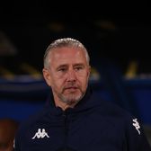 Reghecampf, părăsit de jucători  Antrenorul român are probleme de lot din cauza   războiului civil  din Sudan: „Situație de criză!”