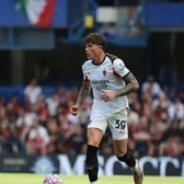 Coubiș îi ține în suspans   AC Milan a refuzat o ofertă pentru   fundașul dorit de Dinamo  + Nicolescu, contrazis de impresar