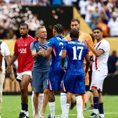 Luis Enrique a fost iertat  Decizia FIFA după momentul în care tehnicianul lui PSG   l-a lovit pe Joao Pedro